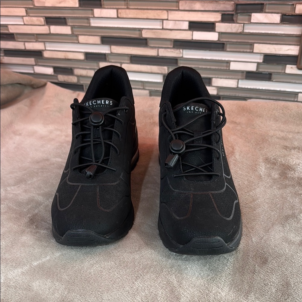 Skechers Women's Black Athletic Shoes